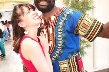 Qui invite à danser en soirée salsa